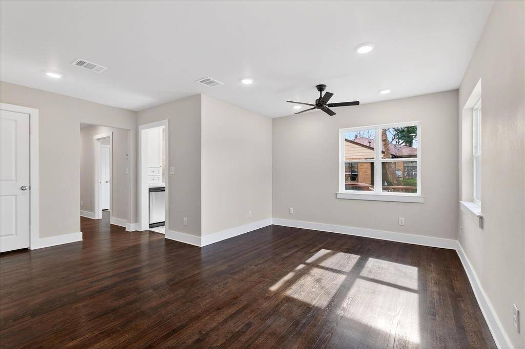 806 Denton, Denton, TX 76201