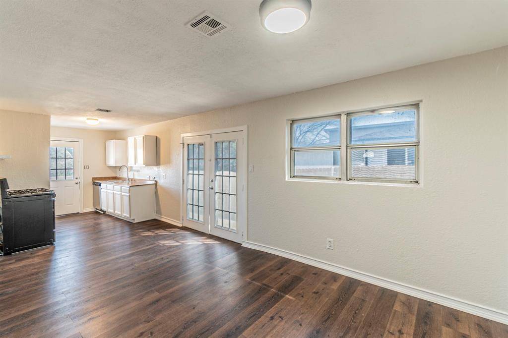 1400 Paisley Street, Denton, TX 76209