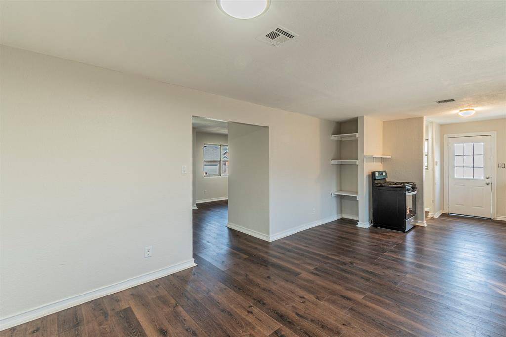 1400 Paisley Street, Denton, TX 76209