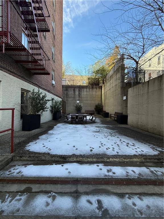 67-25 Clyde ST #7H, Forest Hills, NY 11375