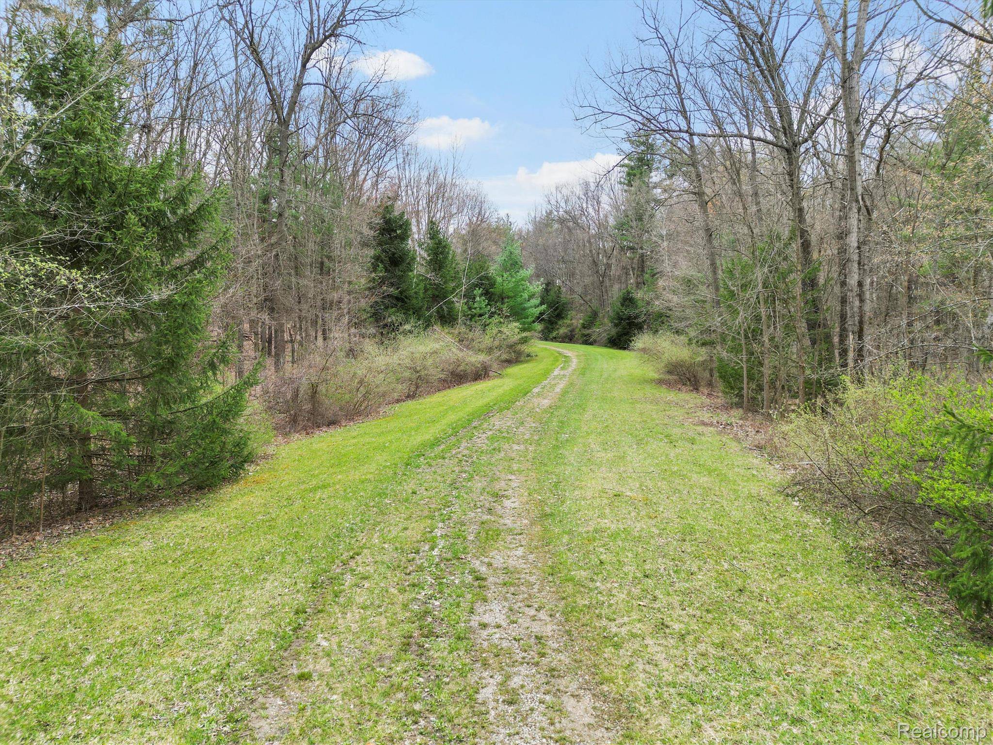 2.02 Acres VL - KNIGHTS BRIDGE RD, Addison Township, MI 48367