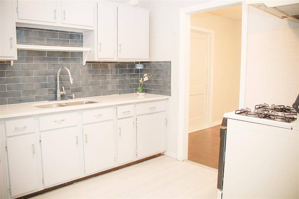 1318 S Ewing Avenue, Dallas, TX 75216