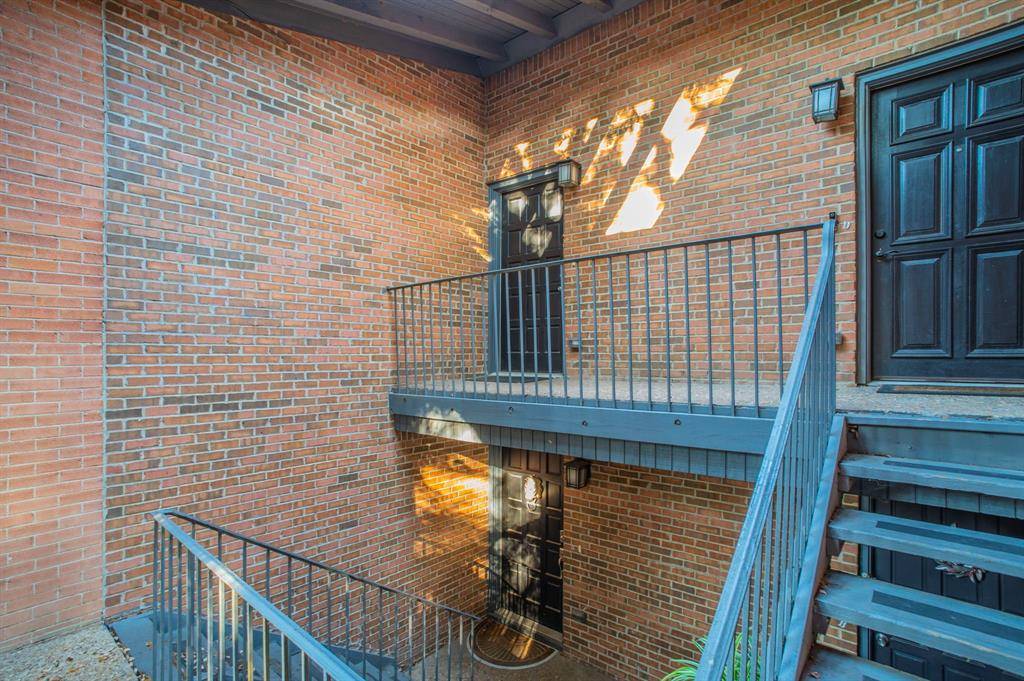 526 E Avenue J #C, Grand Prairie, TX 75050