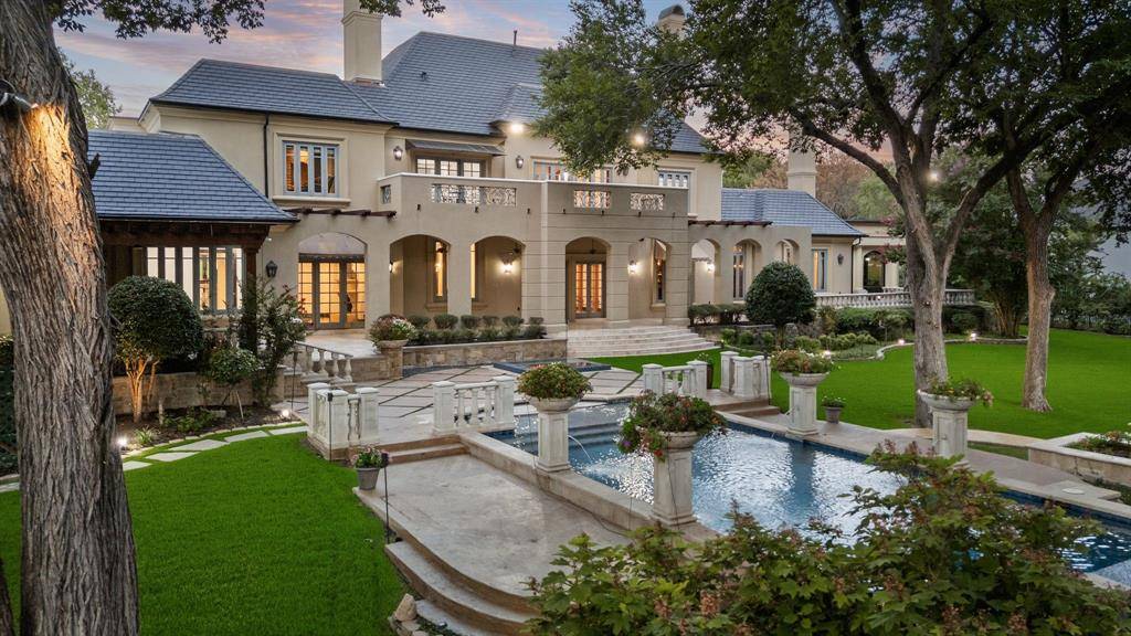 4505 Tour 18 Drive, Flower Mound, TX 75022