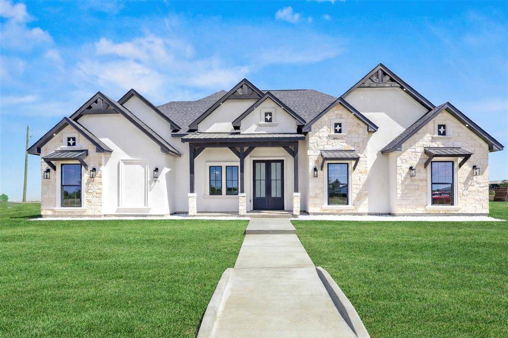 271 Victory Drive, Mabank, TX 75147