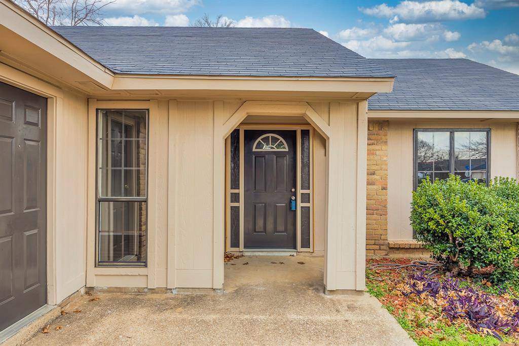 2423 Overbrook Drive, Arlington, TX 76014