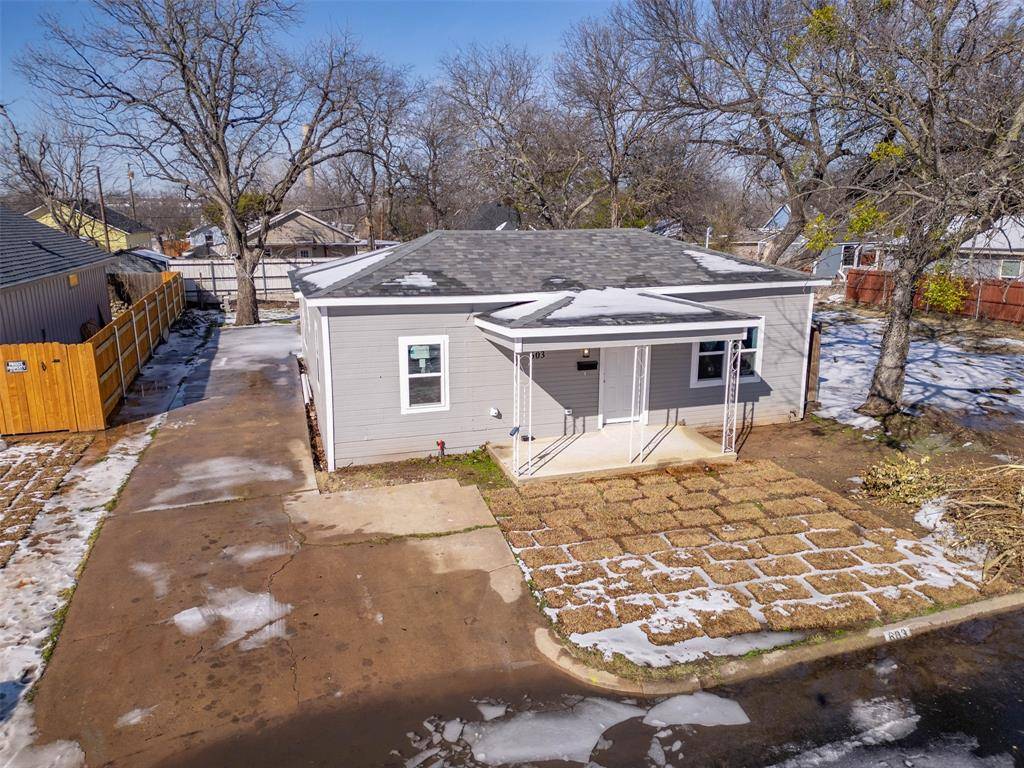603 E Willingham Street, Cleburne, TX 76031