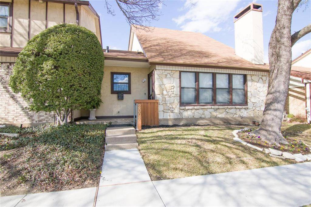 2007 Clubview Drive, Carrollton, TX 75006