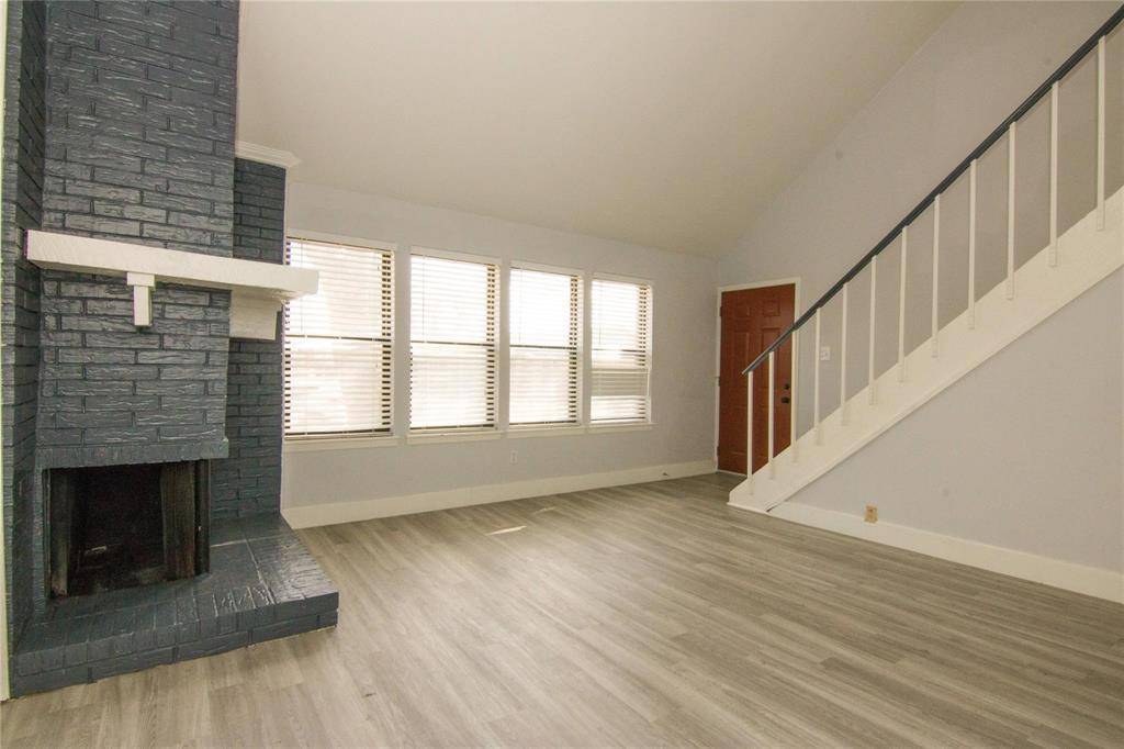 2007 Clubview Drive, Carrollton, TX 75006