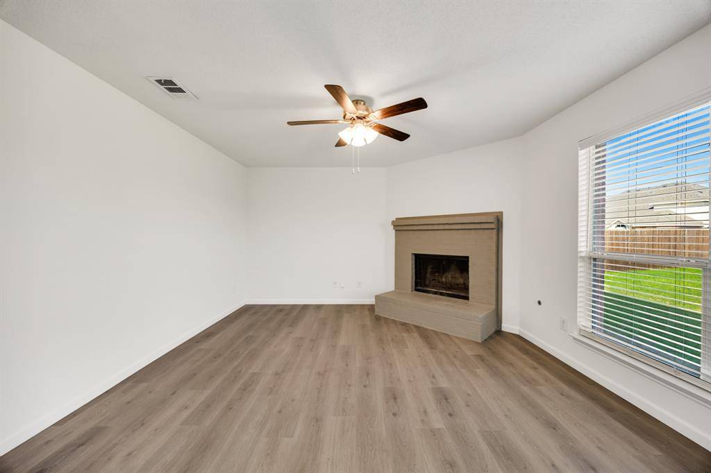 1541 Fairfield Drive, Forney, TX 75126