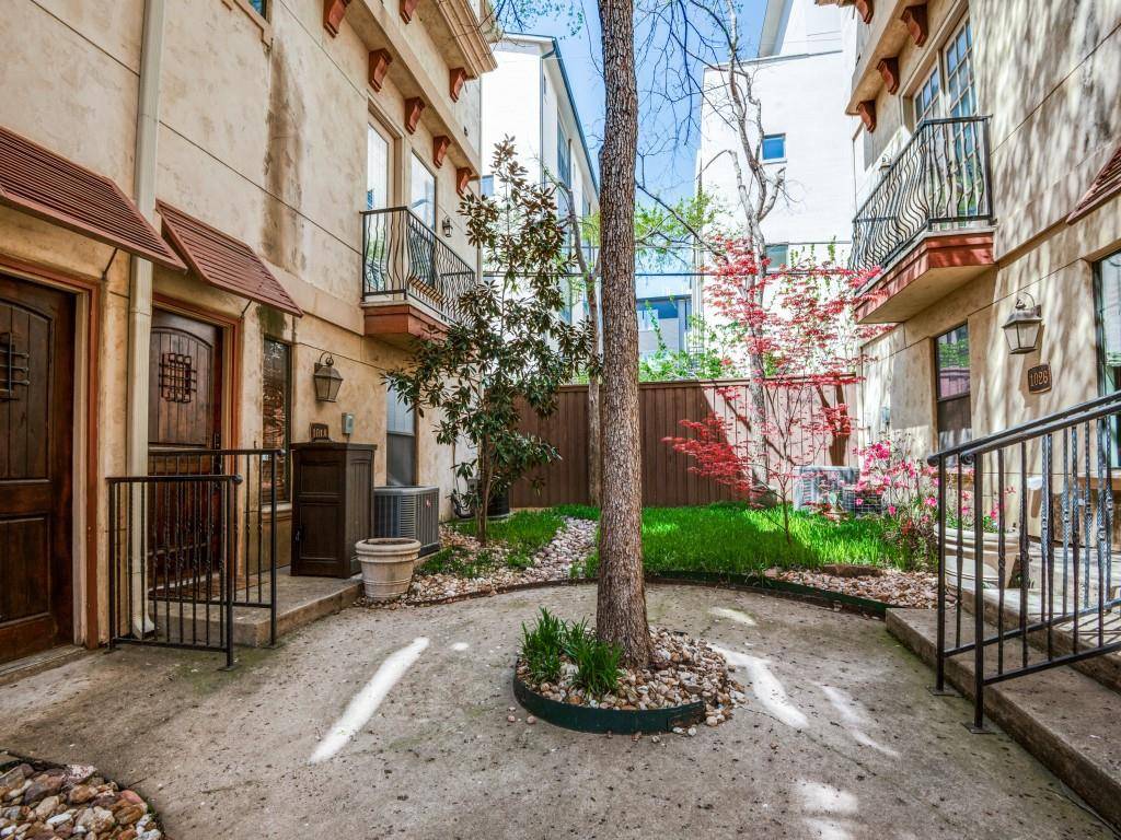 1018 Pavillion Street, Dallas, TX 75204