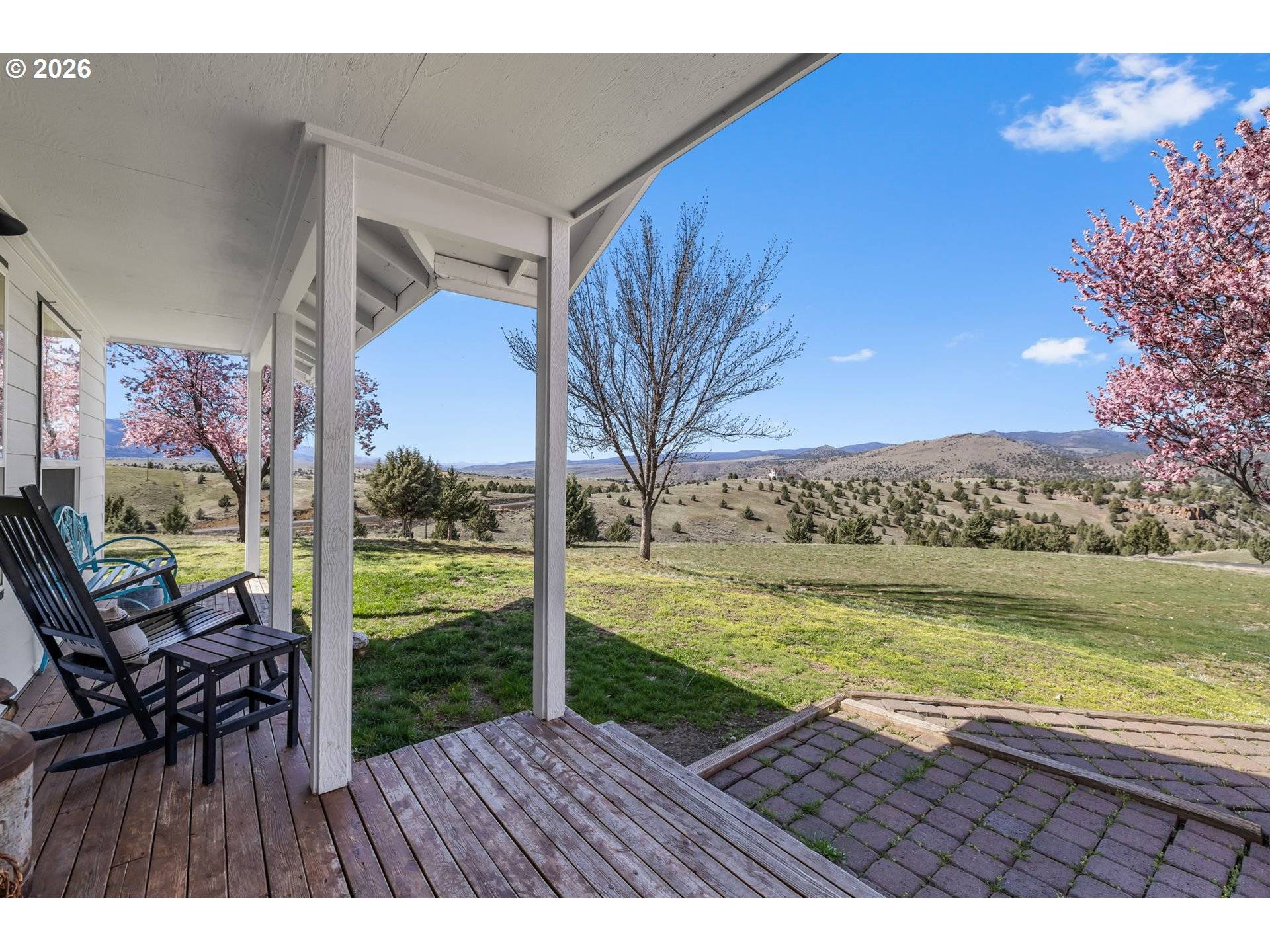 58048 ANTELOPE LN, Mount Vernon, OR 97865