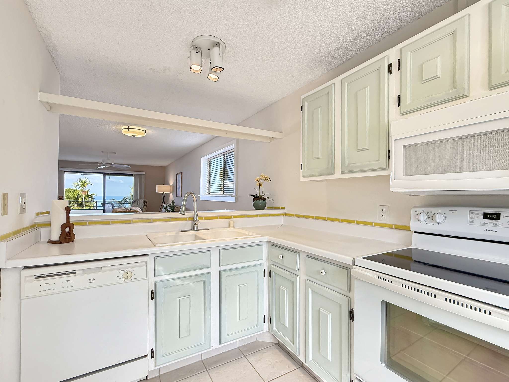 77-6585 SEAVIEW CIRCLE #107, Kailua-kona, HI 96740
