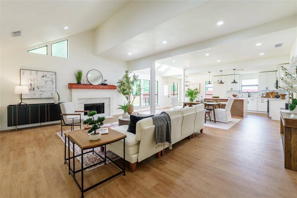 3404 Hilltop Lane, Plano, TX 75023