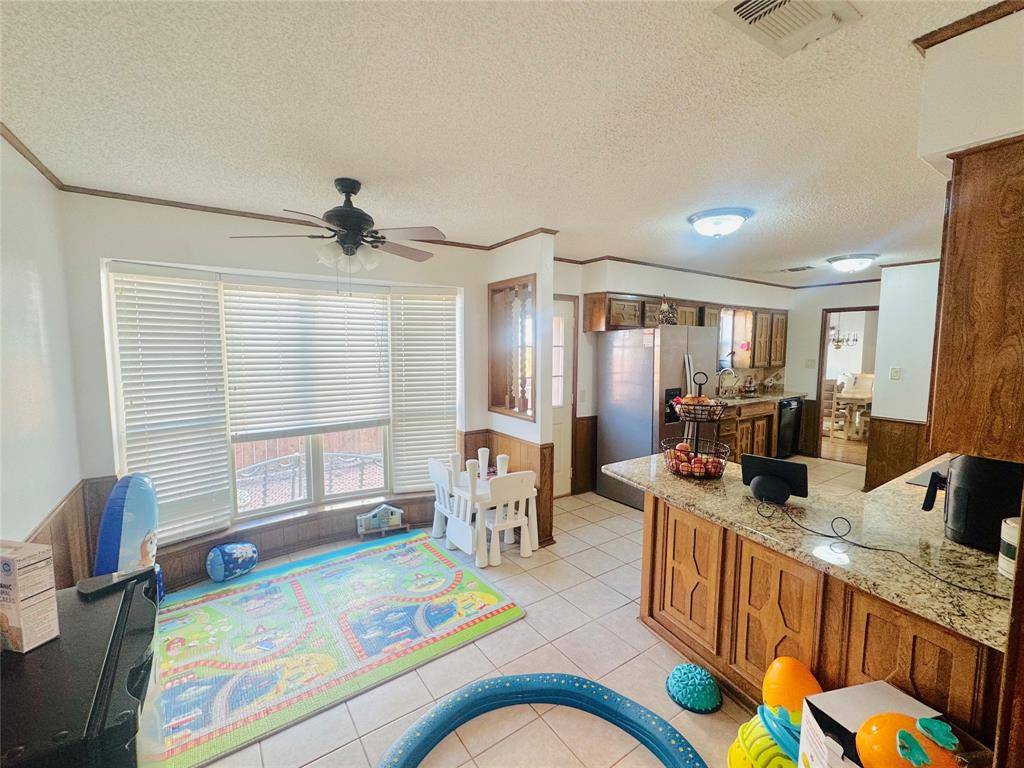 1109 Simpson Terrace, Bedford, TX 76021