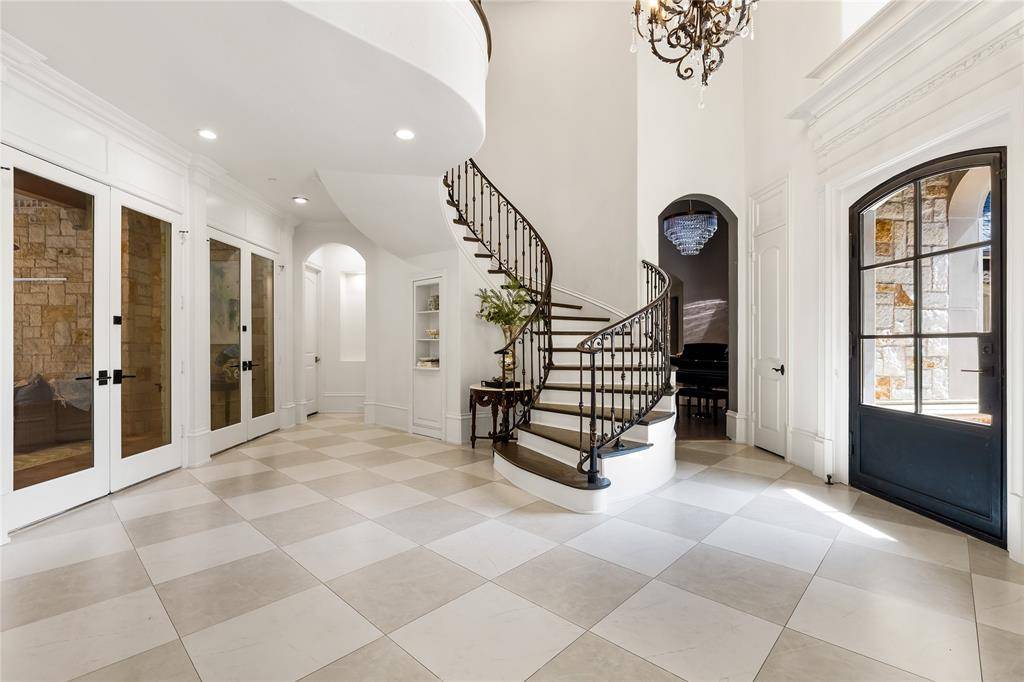 6301 Shady Oaks Drive, Frisco, TX 75034