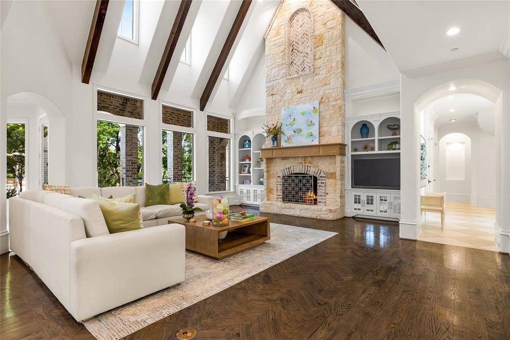 6301 Shady Oaks Drive, Frisco, TX 75034