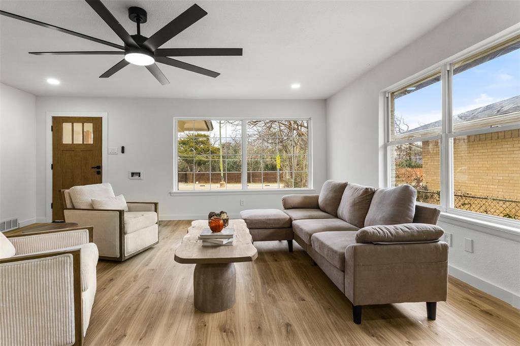 1917 S Vernon Avenue, Dallas, TX 75224