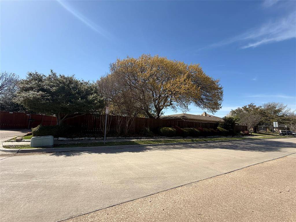440 Fieldwood Drive, Richardson, TX 75081