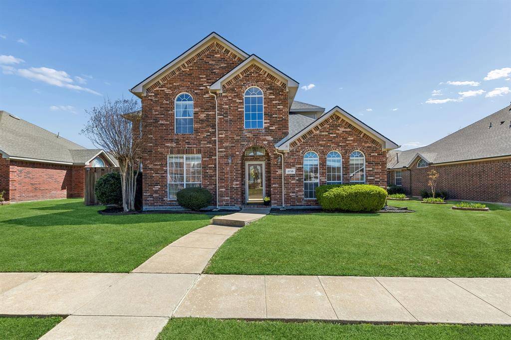 2710 Winterberry Drive, Rowlett, TX 75089