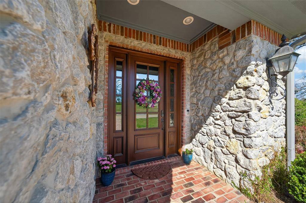 535 Riata Road, Bullard, TX 75757