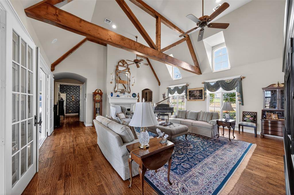 535 Riata Road, Bullard, TX 75757