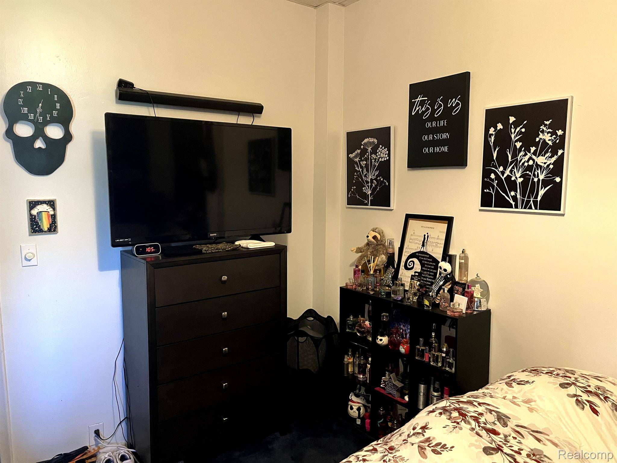 1910 S CUSTER RD, Monroe Twp, MI 48161