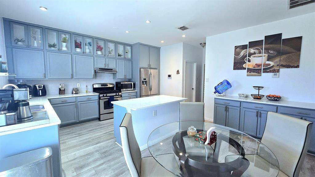 7601 Tin Cup Drive, Arlington, TX 76001