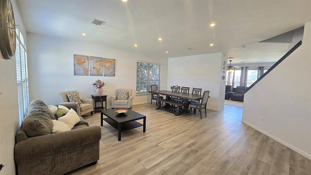 7601 Tin Cup Drive, Arlington, TX 76001