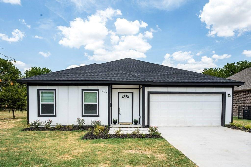 1607 Park Street, Kaufman, TX 75142