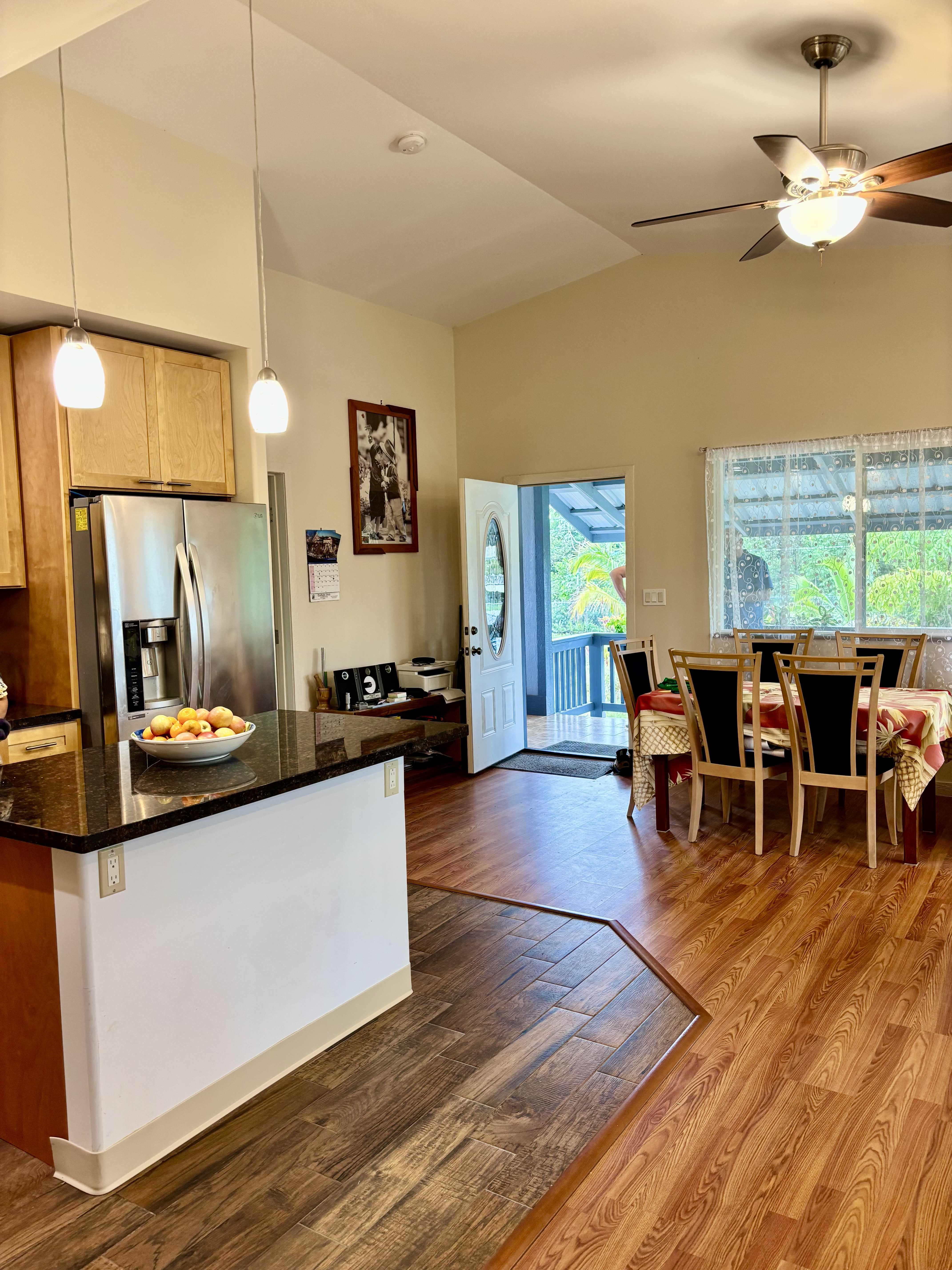 15-1051 KIAWE RD, Keaau, HI 96749