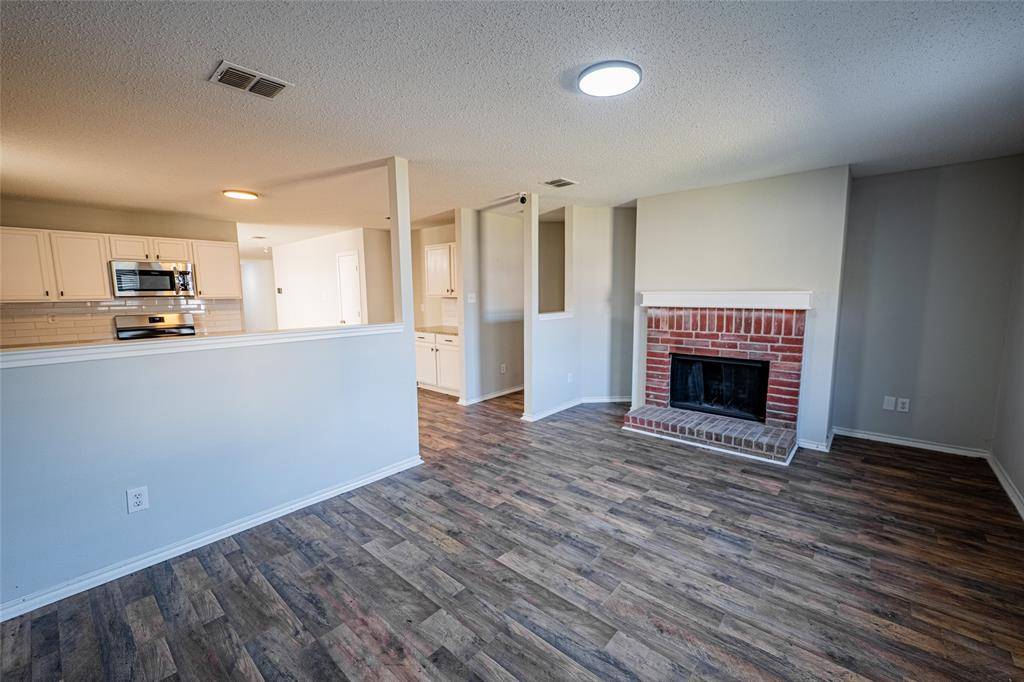 1118 Annie Oakley Drive, Anna, TX 75409