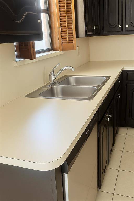 202 Modene Avenue, Waxahachie, TX 75165