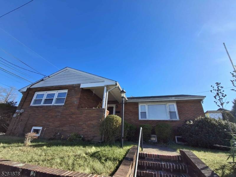 411 Lefferts St, South Amboy City, NJ 08879