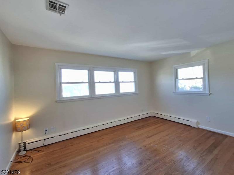 411 Lefferts St, South Amboy City, NJ 08879