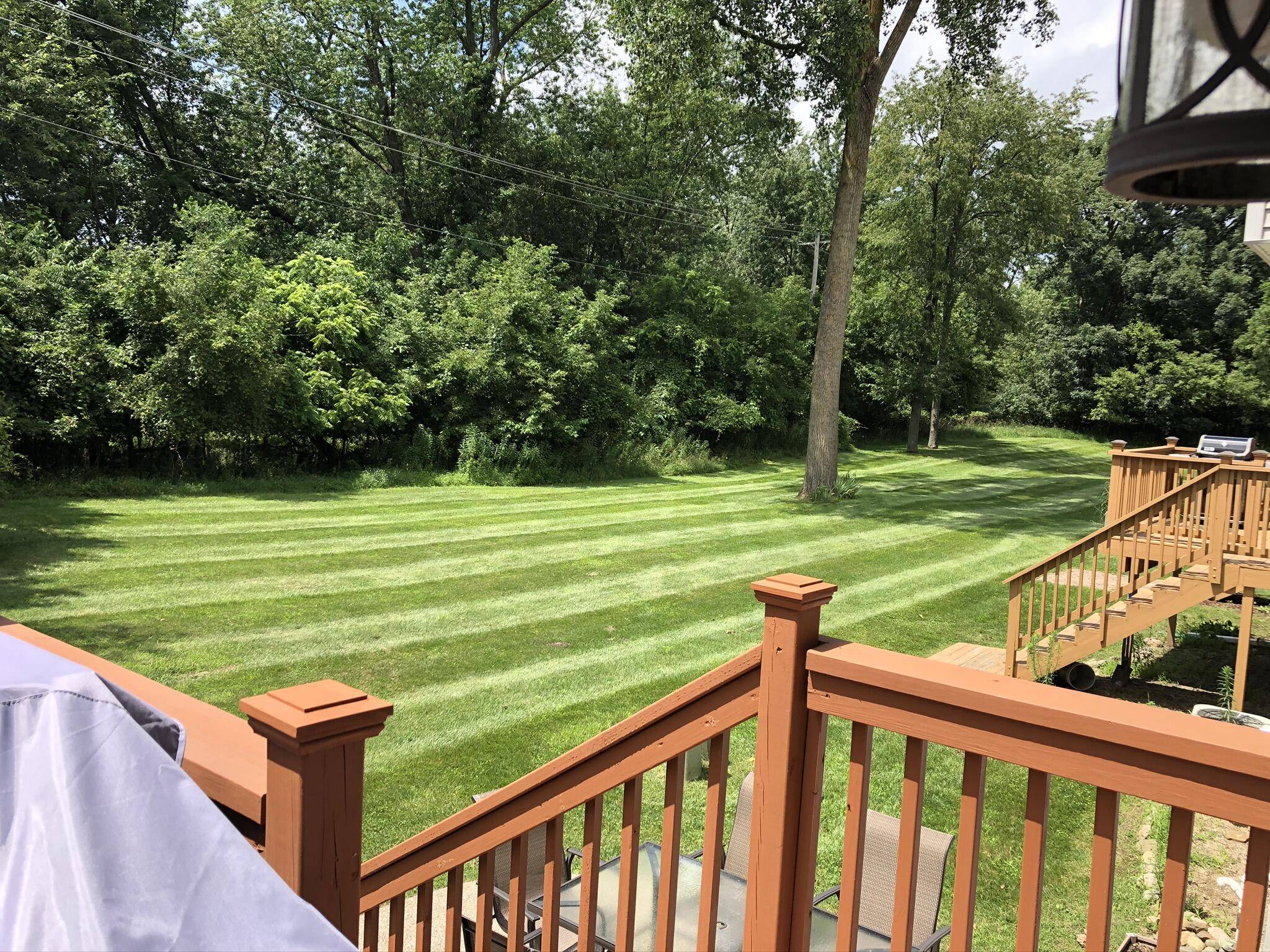 1207 E Oak DR, Fenton, MI 48430