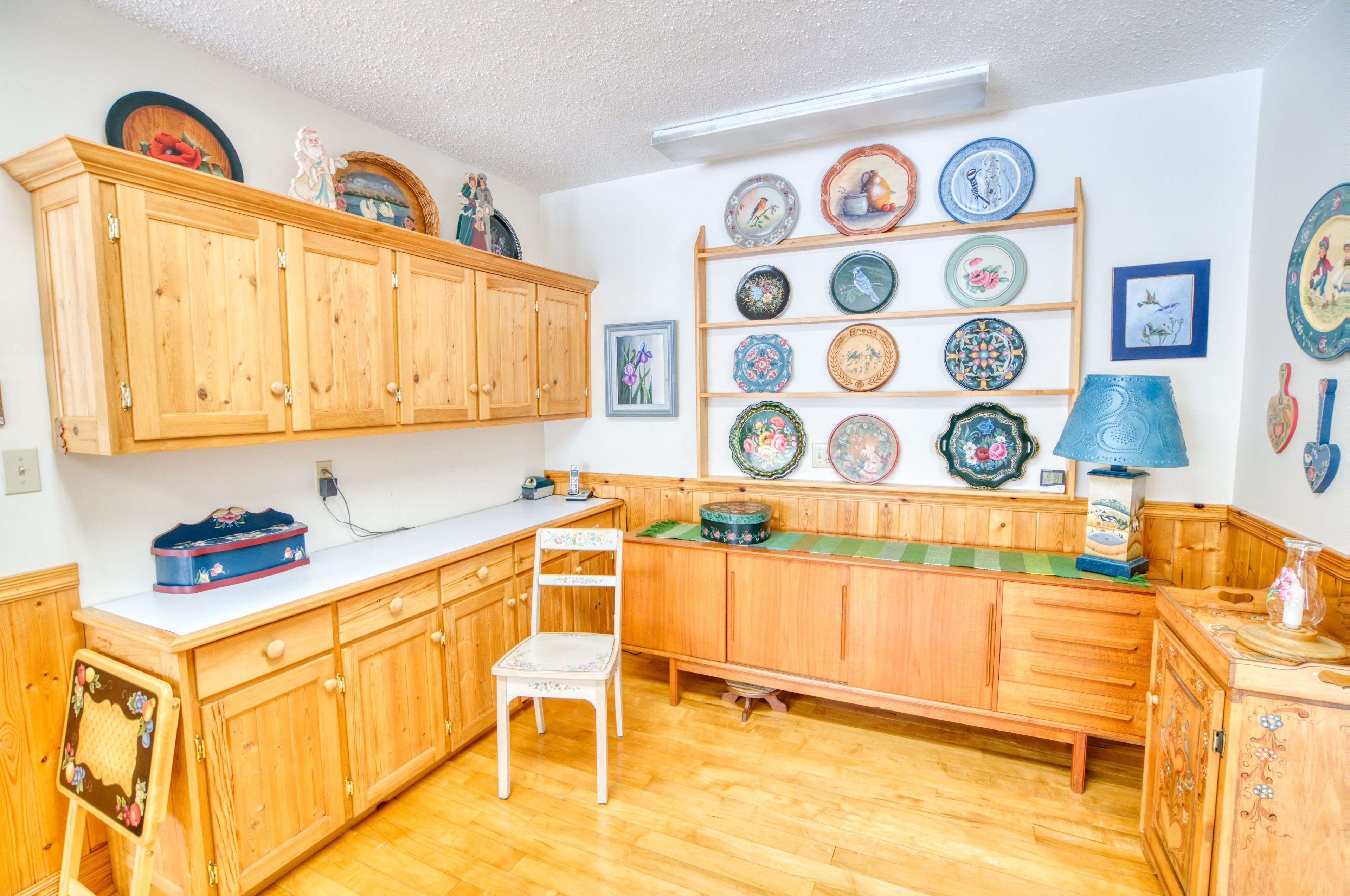 34 Church ST, Westport, ON K0G 1X0