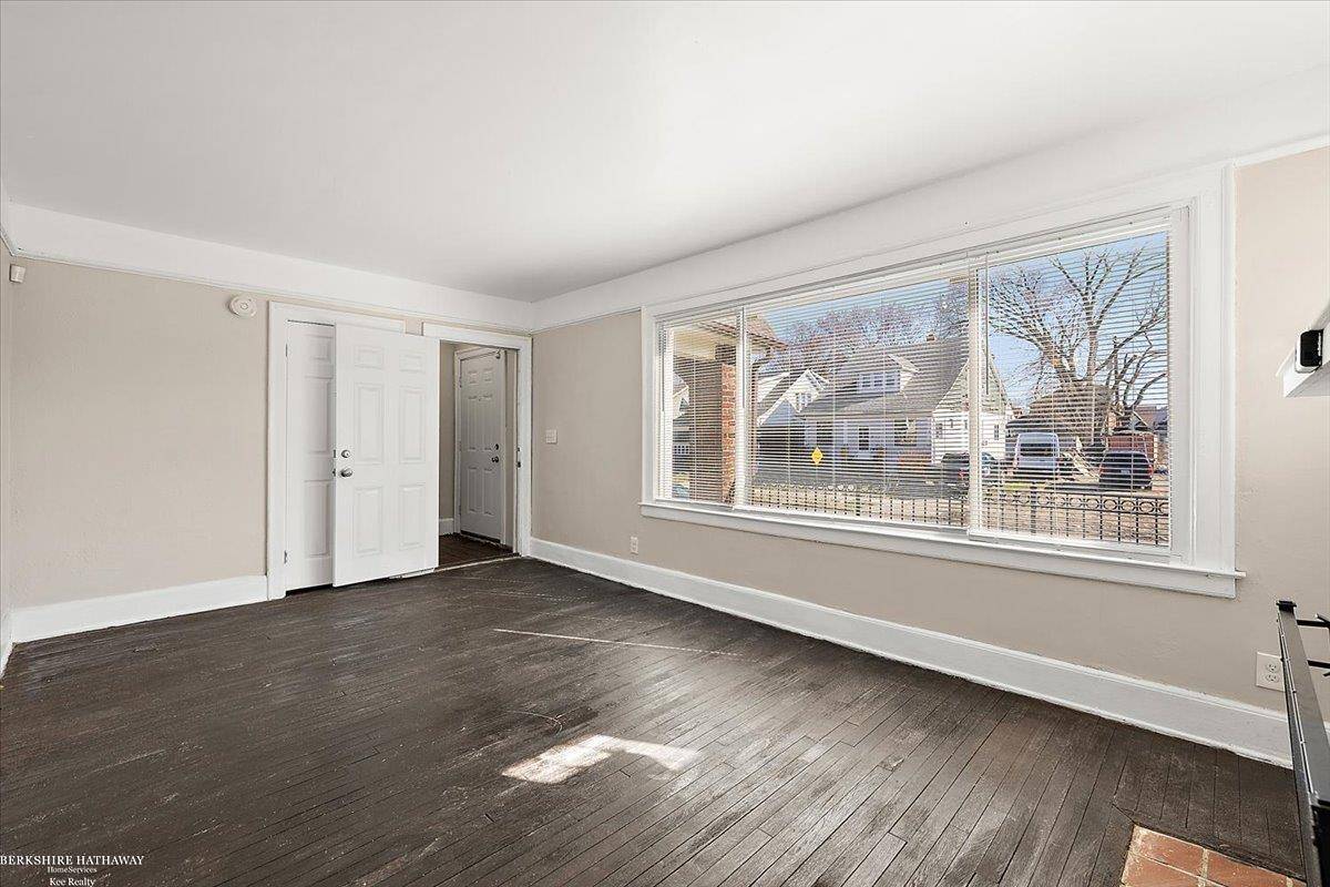 5741 Lakewood ST, Detroit, MI 48213