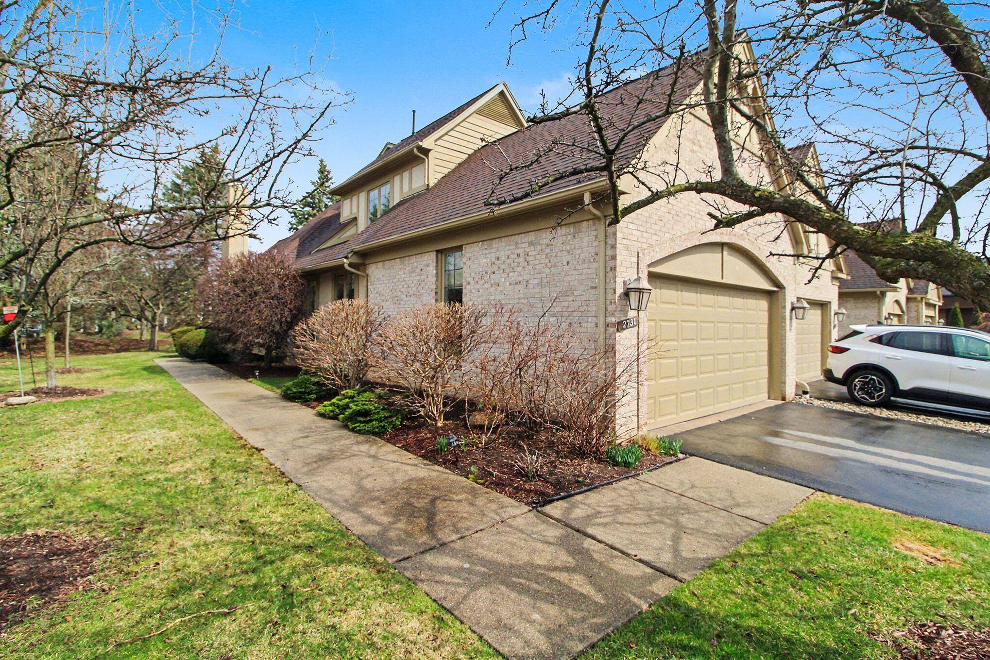 2731 Winter Garden CT, Ann Arbor, MI 48105