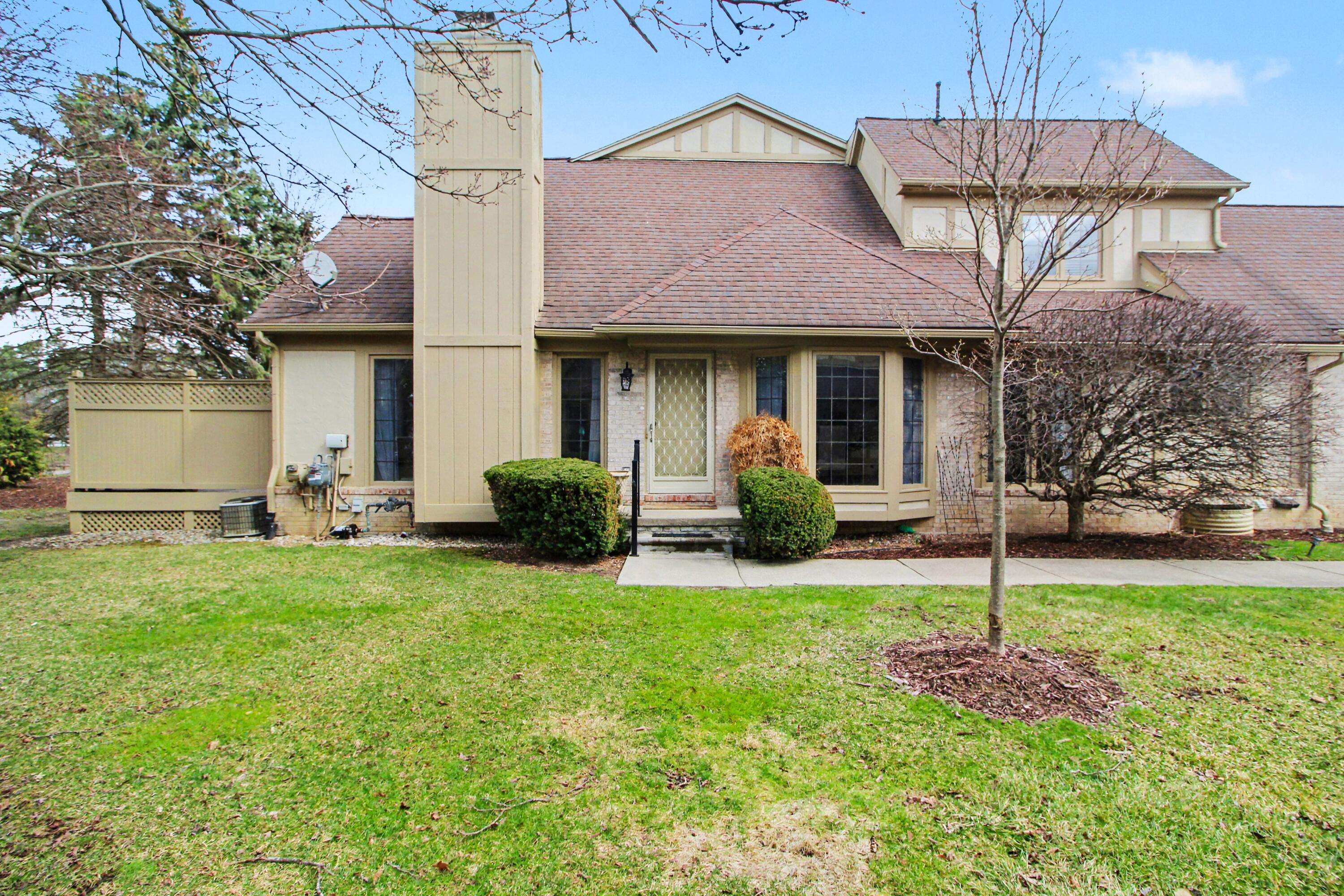 2731 Winter Garden CT, Ann Arbor, MI 48105