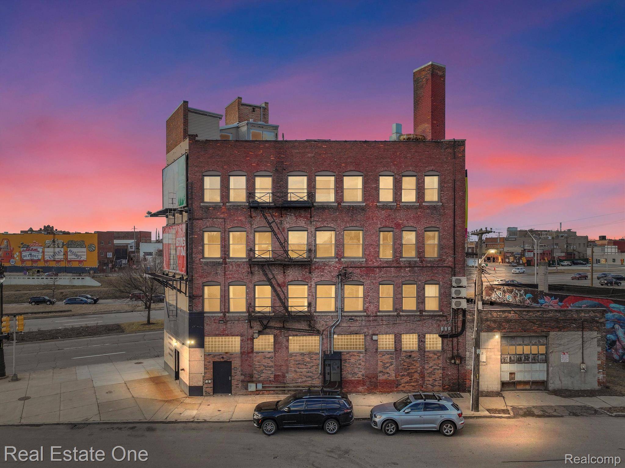 1528 GRATIOT AVE, Detroit, MI 48207