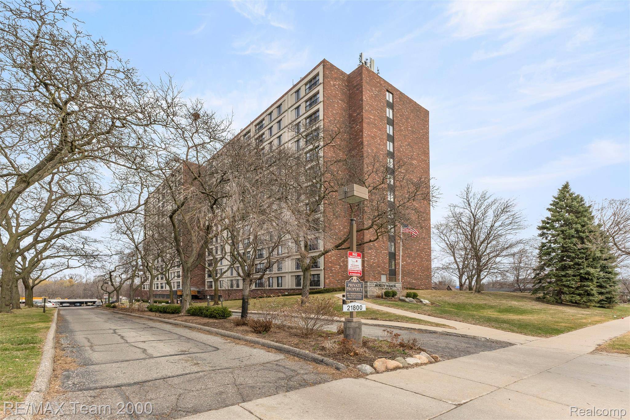 21800 Morley AVE #417, Dearborn, MI 48124