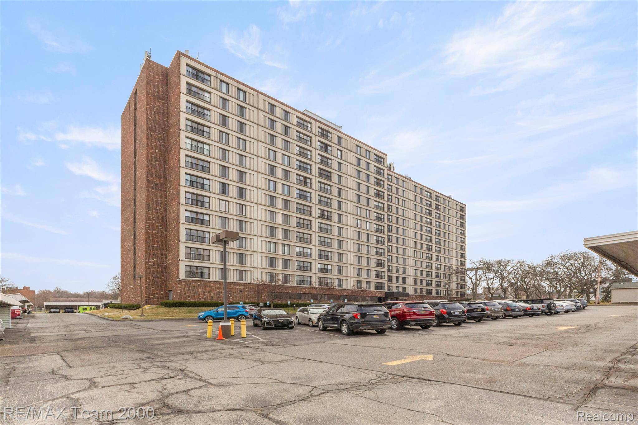 21800 Morley AVE #417, Dearborn, MI 48124