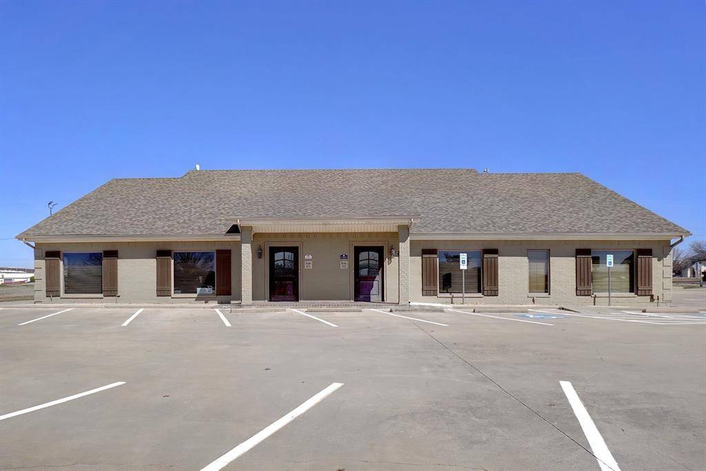 809 Woodrow Wilson Ray Circle, Bridgeport, TX 76426