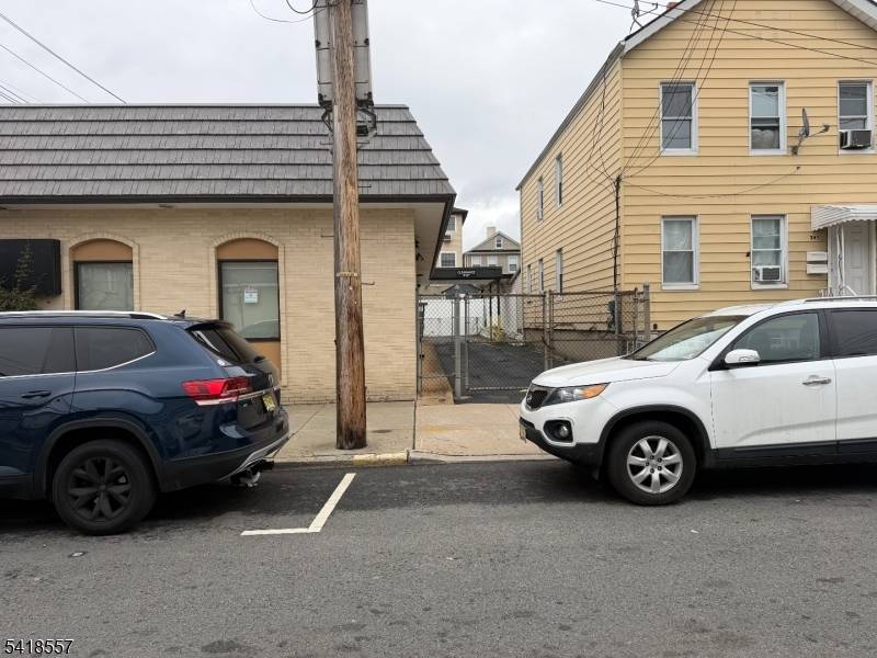 349 John St, East Newark Boro, NJ 07029