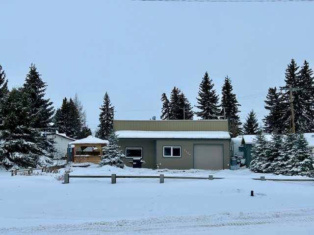 5008 54th Ave, Bashaw, AB T0B 0H0
