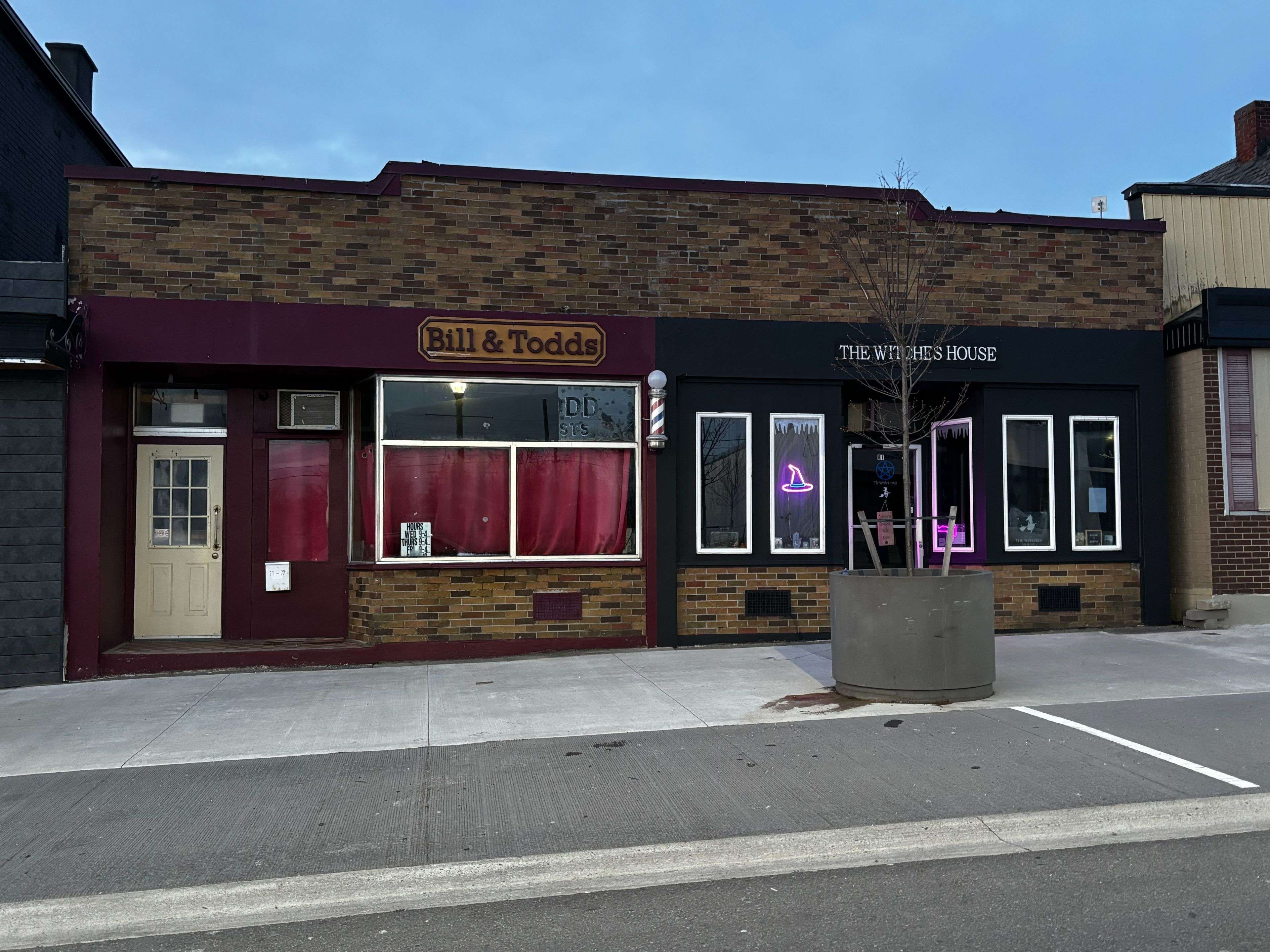 77-81 Jarvis ST, Fort Erie, ON L2A 2S3