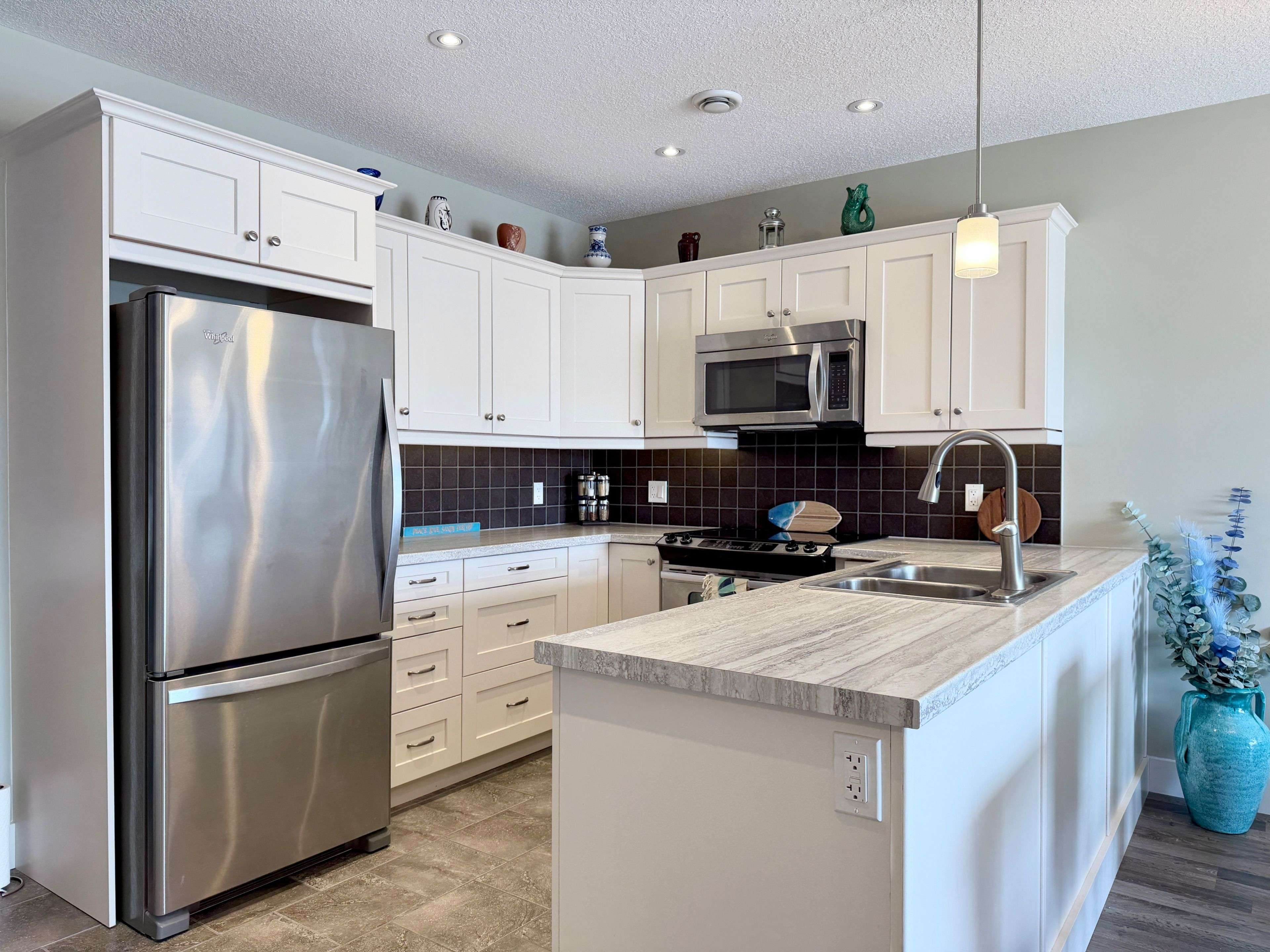 137 ELGIN ST #203, Saugeen Shores, ON N0H 2C6