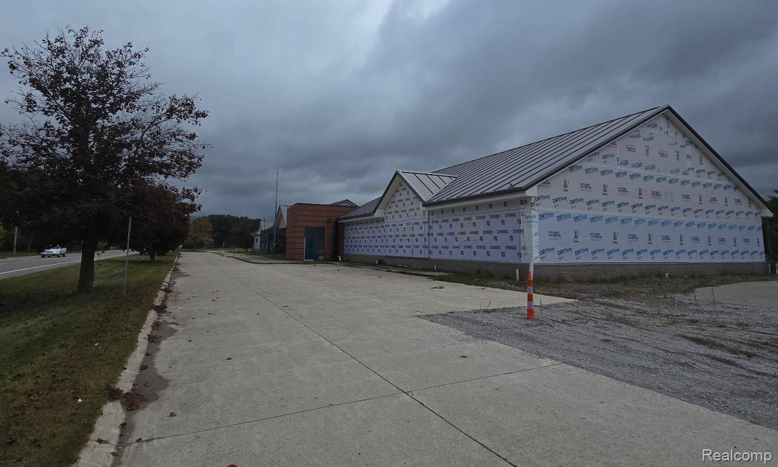 935 W M 36, Pinckney Village, MI 48169