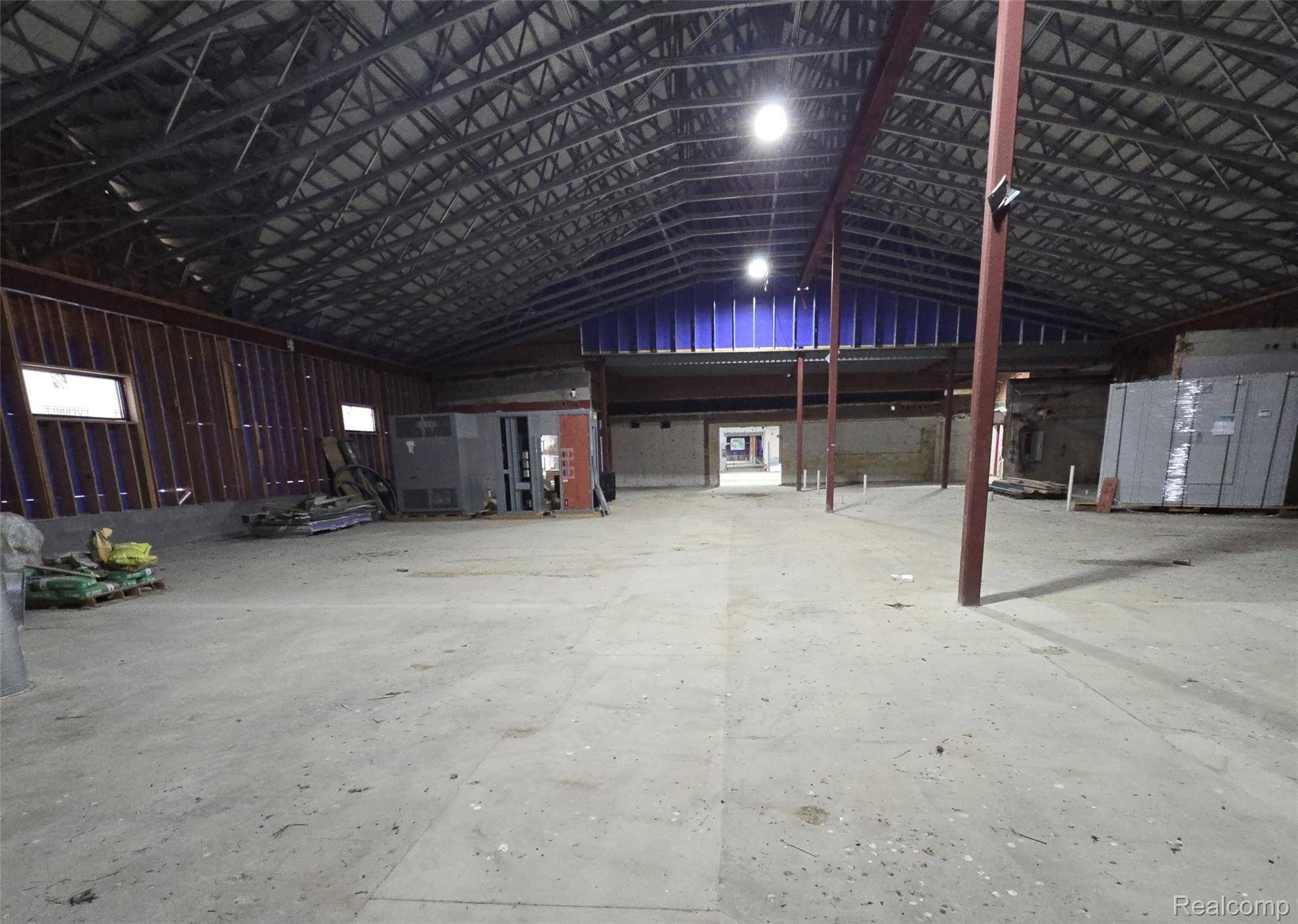 935 W M 36, Pinckney Village, MI 48169